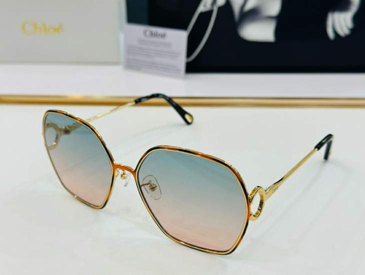 Picture of Chloe Sunglasses _SKUfw58062619fw
